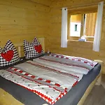 C.t.n. Loghouse Tatil Evi *