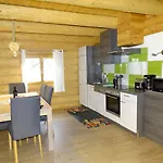 C.t.n. Loghouse