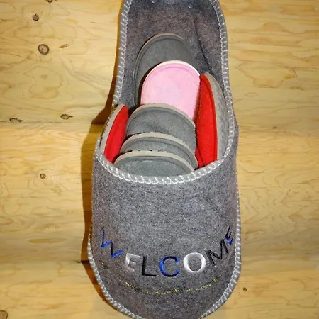 C.t.n. Loghouse Дом отдыха *