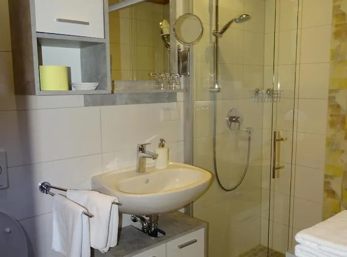 C.t.n. Loghouse בית נופש